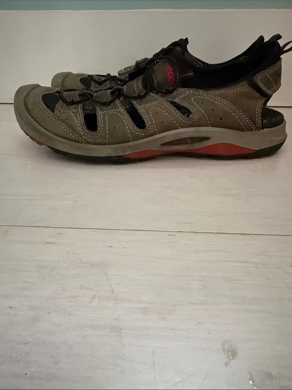 Ecco Mocha brown Men's Sport Sandals with Black Accents sz 44